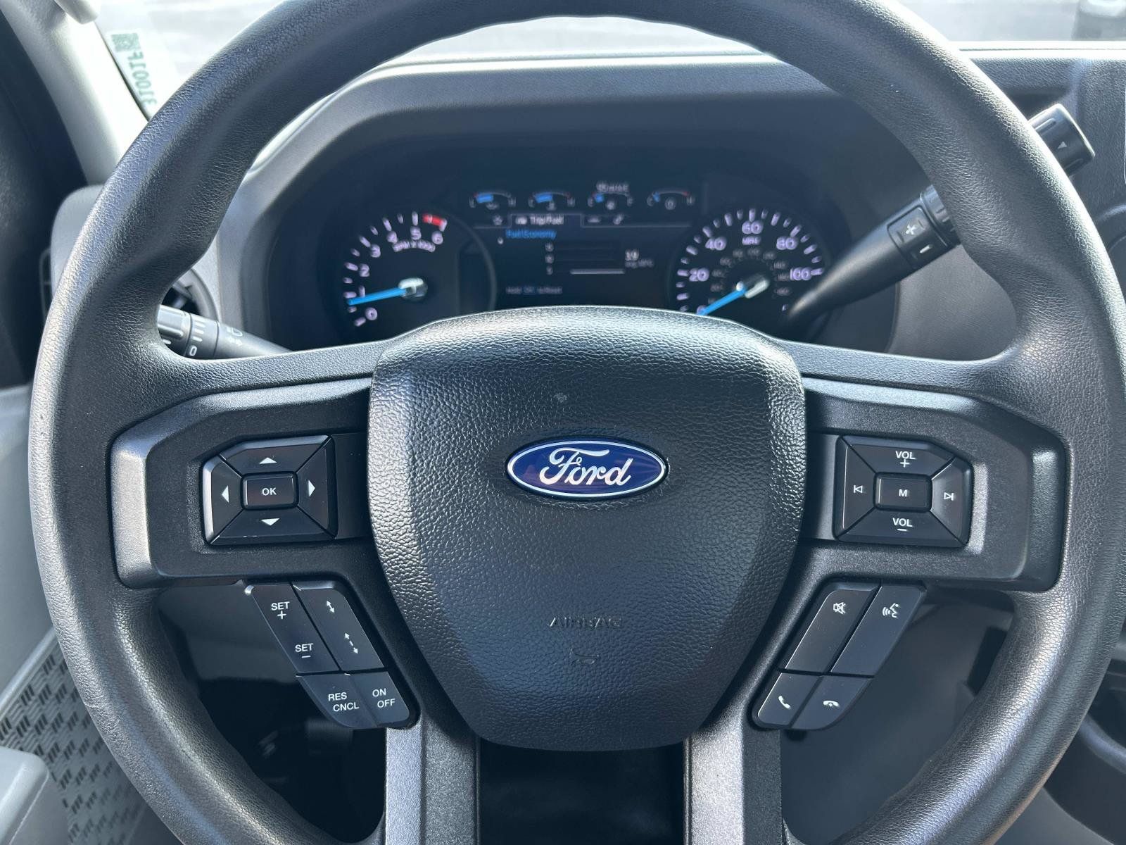Used 2022 Ford E-350 and Econoline 350 Super Duty RWD image 36
