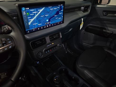 New 2025 Ford Maverick Lariat w/ Black Appearance Package image 26