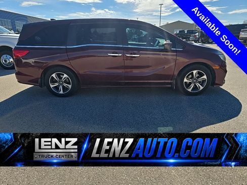 Used 2018 Honda Odyssey Touring image 1