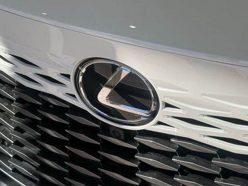New 2026 Lexus RX 450h AWD image 29