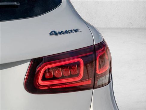 Certified 2022 Mercedes-Benz GLC 300 4MATIC image 10