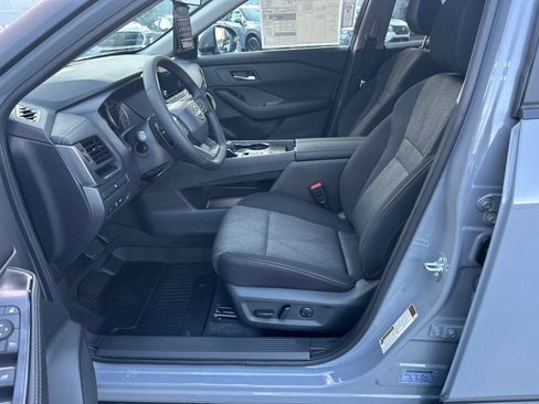 New 2026 Nissan Rogue SV image 9