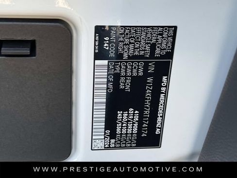 Used 2024 Mercedes-Benz Sprinter 2500 image 21