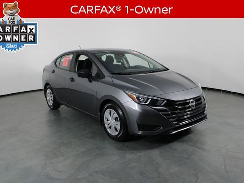 Certified 2023 Nissan Versa S w/ Trunk Package image 5