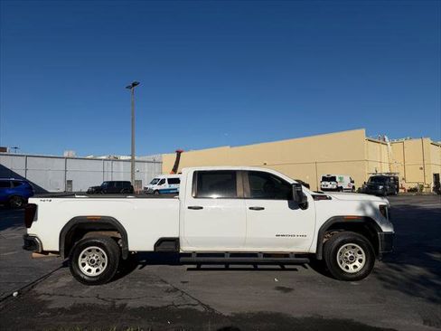 Used 2023 GMC Sierra 2500 Pro w/ Convenience Package image 11