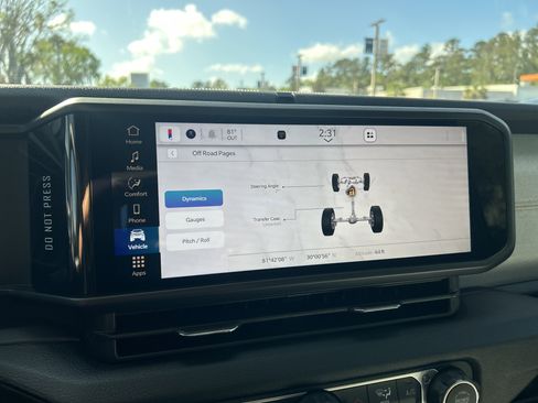 New 2026 Jeep Gladiator Sport image 25