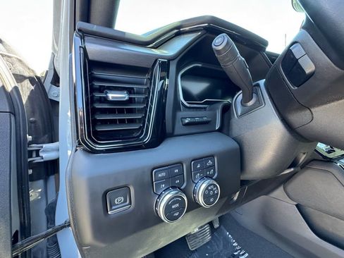 Used 2024 GMC Sierra 2500 AT4 w/ AT4 Premium Plus Package AWD/4WD image 22