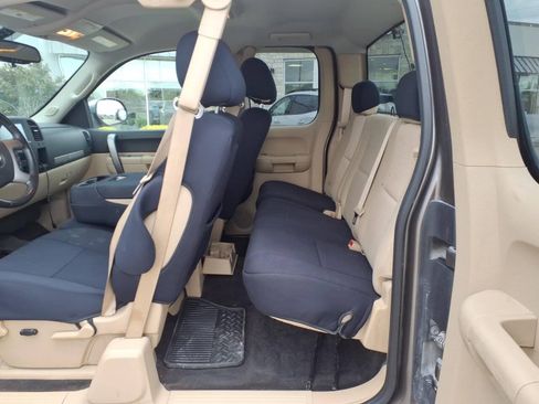 Used 2011 Chevrolet Silverado 1500 LT w/ All-Star Edition AWD/4WD image 5