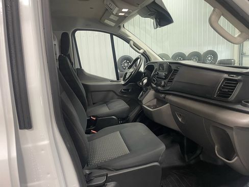 Used 2024 Ford Transit 250 XL w/ Exterior Upgrade Package image 27