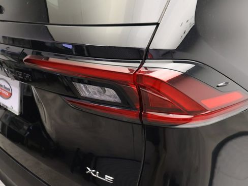 Certified 2025 Toyota Grand Highlander AWD image 9