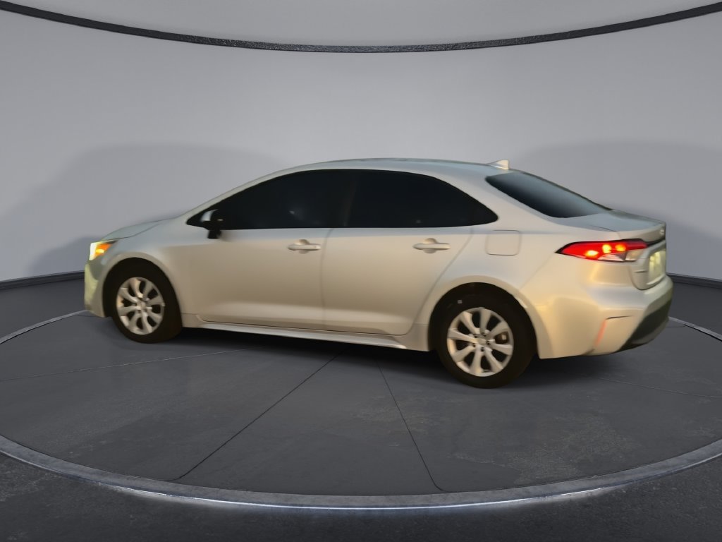 Used 2023 Toyota Corolla LE FWD image 6