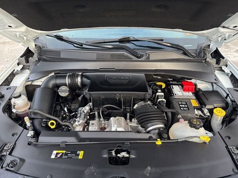 Used 2024 Jeep Compass Limited image 29