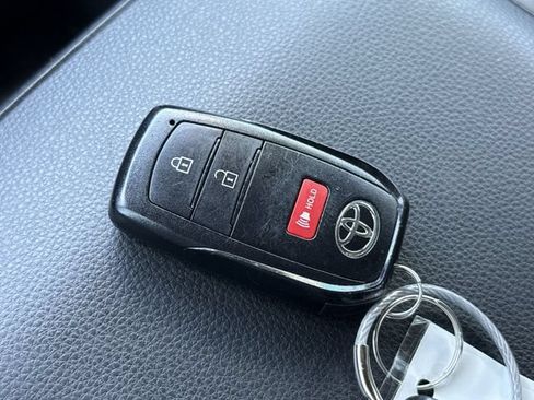 Used 2024 Toyota Tacoma TRD Sport RWD image 27