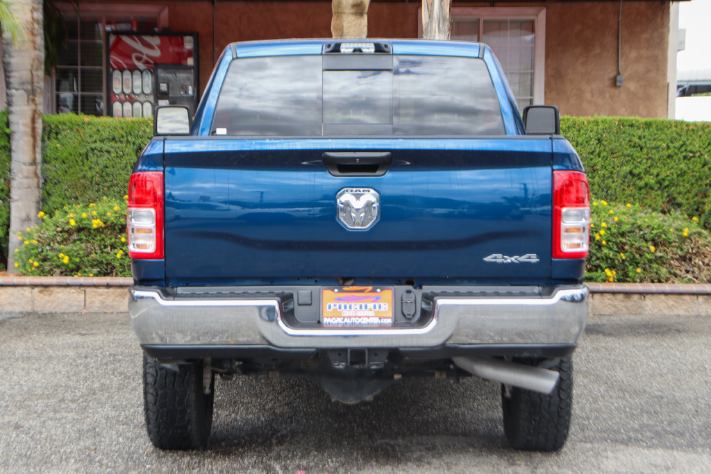 Used 2024 RAM 2500 Tradesman w/ Chrome Appearance Group AWD/4WD image 7