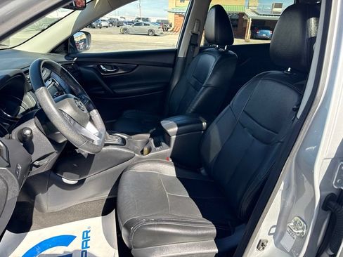 Used 2019 Nissan Rogue SL AWD/4WD image 13