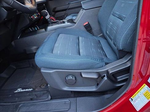 New 2025 Ford Bronco Heritage Edition image 4