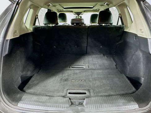 Used 2021 Nissan Rogue SL w/ Premium Package FWD image 16