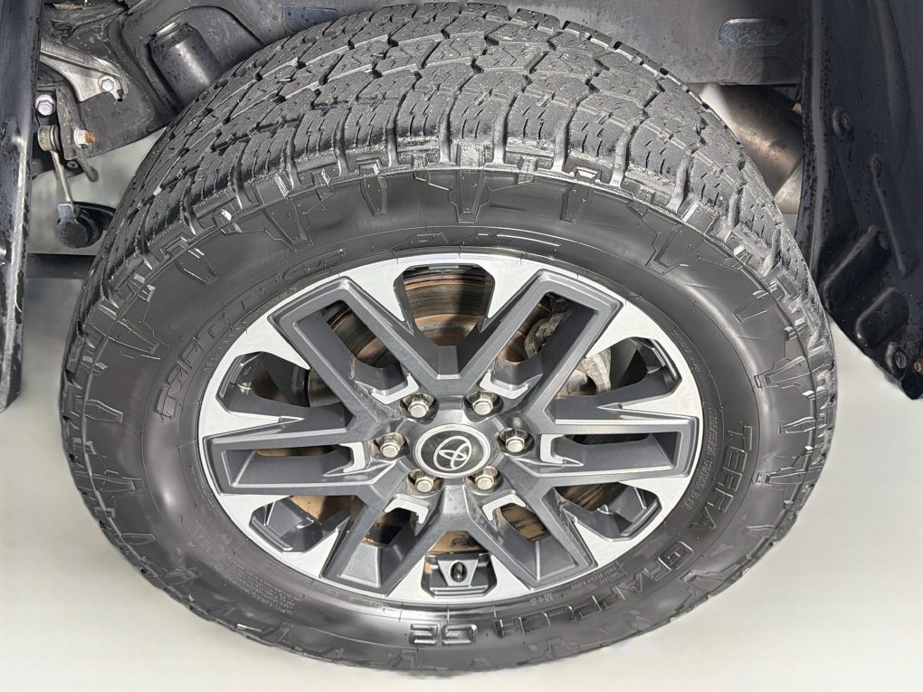 Used 2023 Toyota Tundra Limited RWD image 32