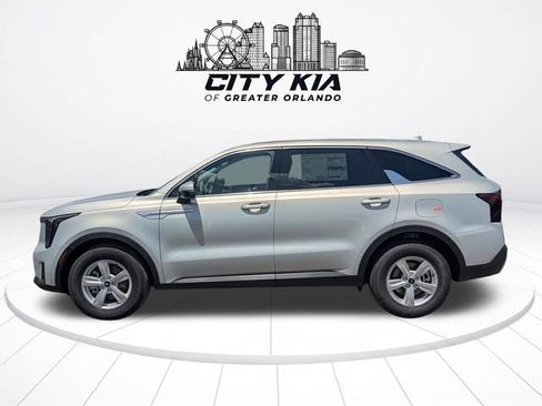 New 2026 Kia Sorento LX FWD image 4