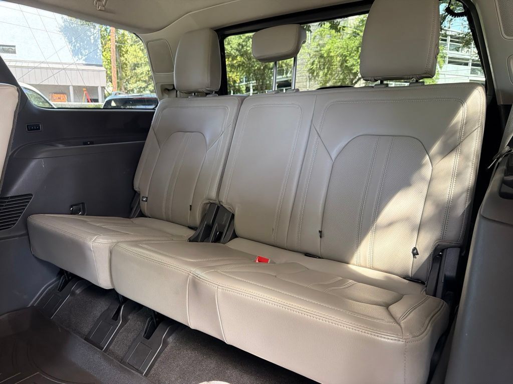 Used 2021 Ford Expedition Limited w/ Cargo Package AWD/4WD image 29