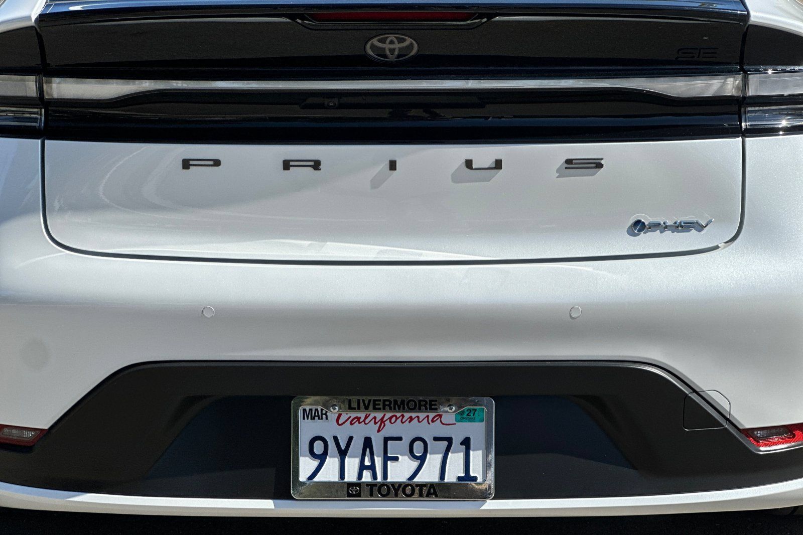 Certified 2026 Toyota Prius Plug-In Hybrid FWD image 49