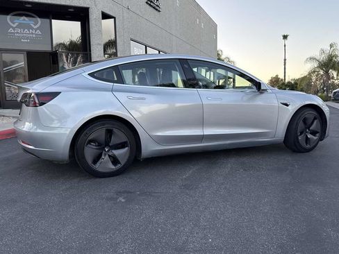 Used 2018 Tesla Model 3 Long Range image 13