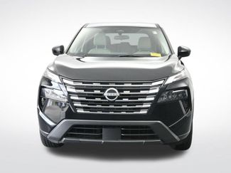 Used 2025 Nissan Rogue SV FWD video 2