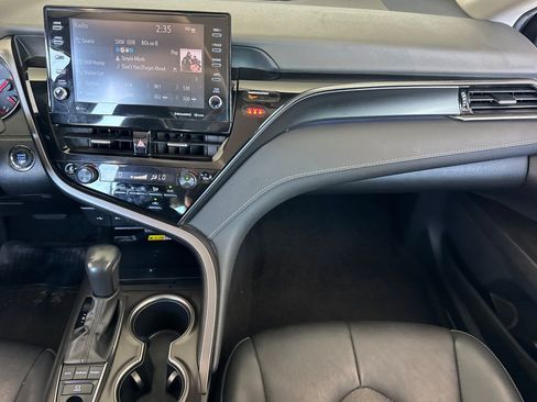 Used 2023 Toyota Camry XSE FWD image 30