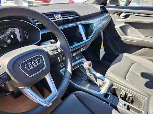 New 2025 Audi Q3 2.0T Premium image 6