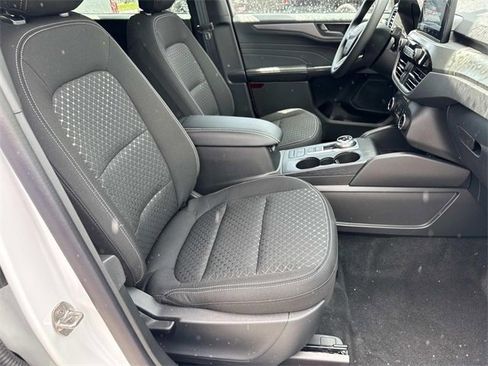 New 2025 Ford Escape Active image 11