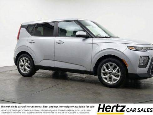 Used 2025 Kia Soul LX w/ LX Technology Package image 1