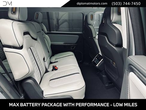 Used 2024 Rivian R1S Adventure Dual AWD/4WD image 20