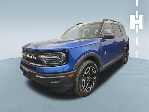 Used 2023 Ford Bronco Sport Outer Banks AWD/4WD image 4
