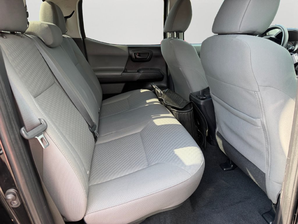 Used 2020 Toyota Tacoma SR w/ SR Convenience Package RWD image 9