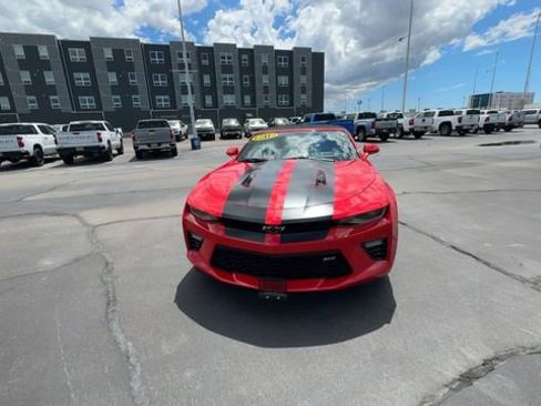 Used 2016 Chevrolet Camaro SS RWD image 3