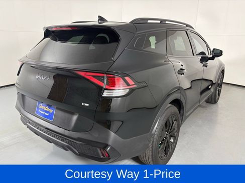 Used 2025 Kia Sportage X-Line w/ Premium Package AWD/4WD image 11