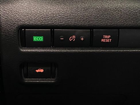 Used 2022 Nissan Sentra SR w/ Electronics Package image 13