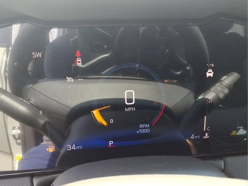 New 2026 Chevrolet TrailBlazer LT w/ Convenience Package FWD image 15