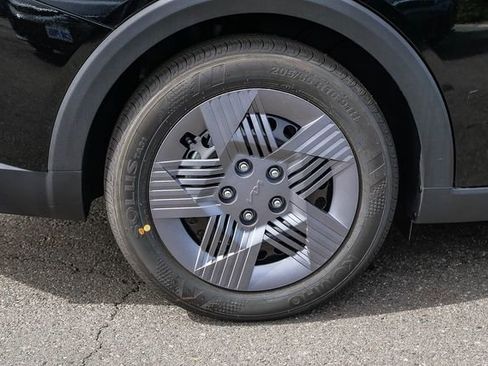 New 2026 Kia K4 FWD image 9