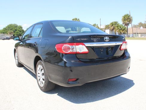 Used 2013 Toyota Corolla LE image 6