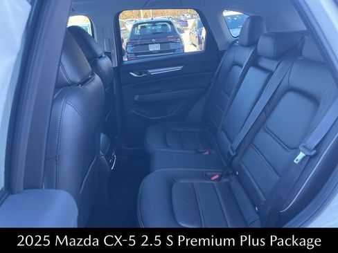New 2025 MAZDA CX-5 AWD 2.5 S w/ Premium Plus Pkg image 24