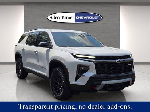 New 2026 Chevrolet Traverse Z71 w/ Enhanced Driving Package image 1