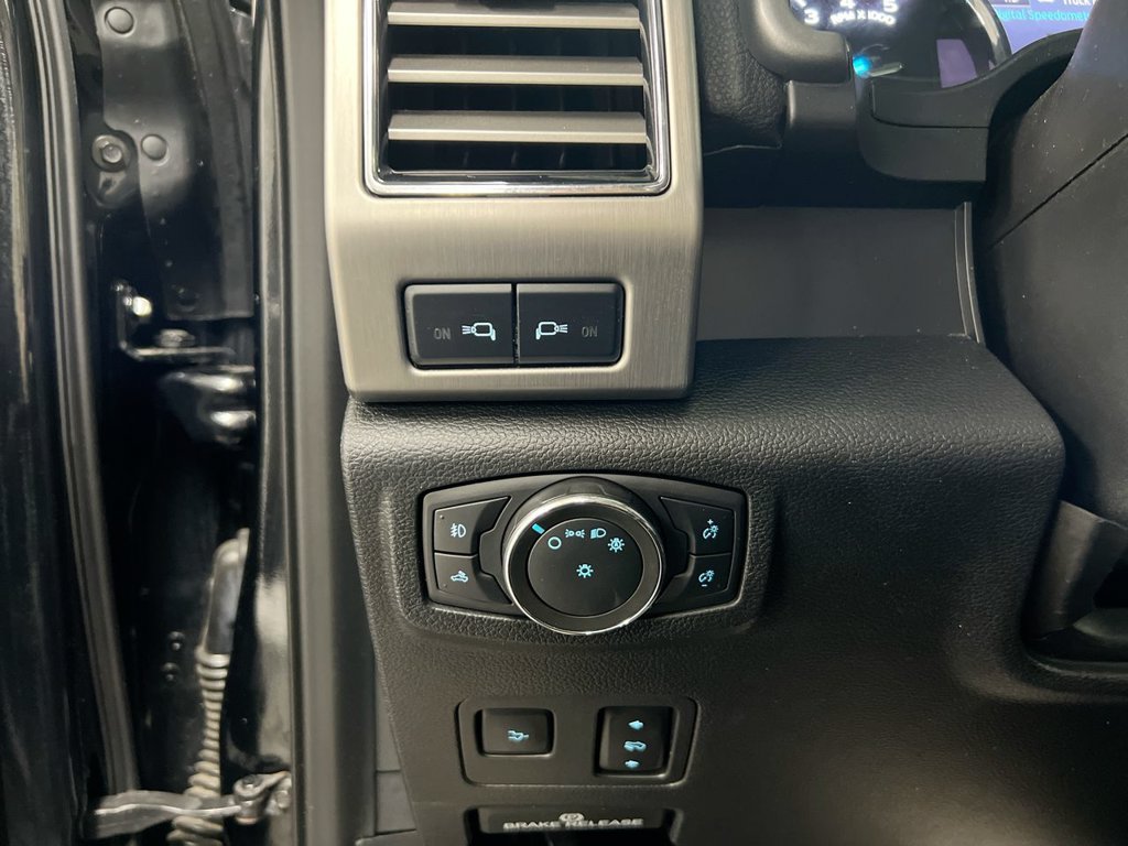 Used 2021 Ford F450 Platinum w/ FX4 Off-Road Package AWD/4WD image 14