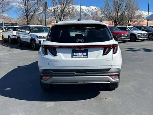 Certified 2025 Hyundai Tucson SEL image 9