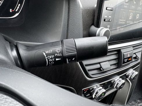 Used 2018 Honda Accord EX-L image 28