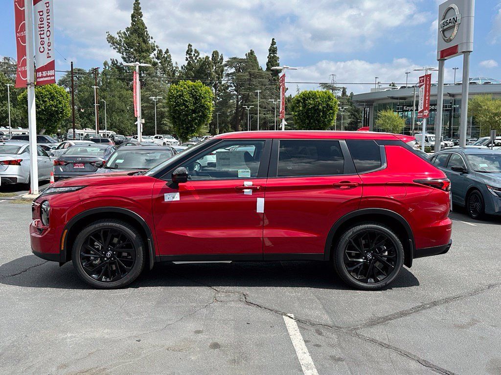 New 2026 Nissan Rogue SL AWD/4WD image 3