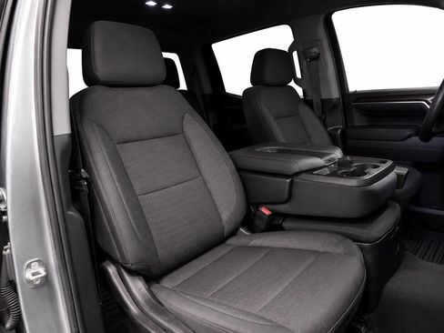 Used 2024 Chevrolet Silverado 1500 LT RWD image 18