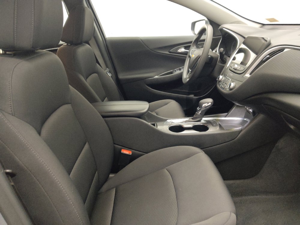Used 2025 Chevrolet Malibu LT FWD image 21