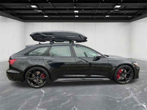 Used 2025 Audi RS 6 performance image 11