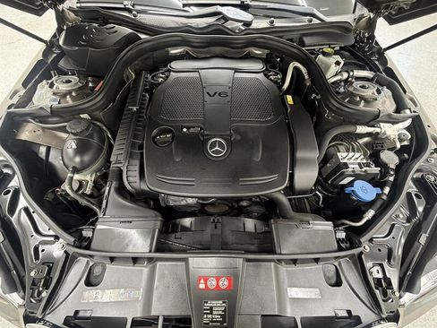 Used 2012 Mercedes-Benz E 350 4MATIC Sedan image 9